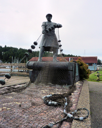 Fishermen's Memorial (4)
