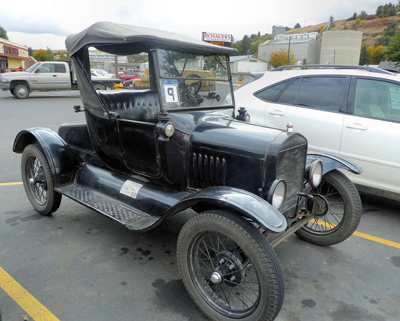 1925 Ford Model T (2)