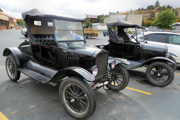1926 & '25 Ford Model Ts (2)