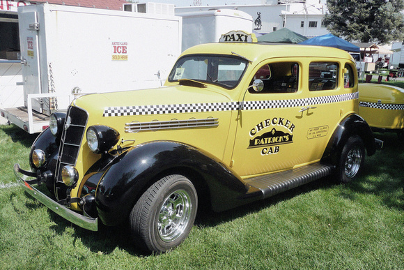 1935 Plymouth Taxicab (3)